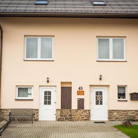 Apartmany U Sjezdovky Kvilda Bagian luar foto