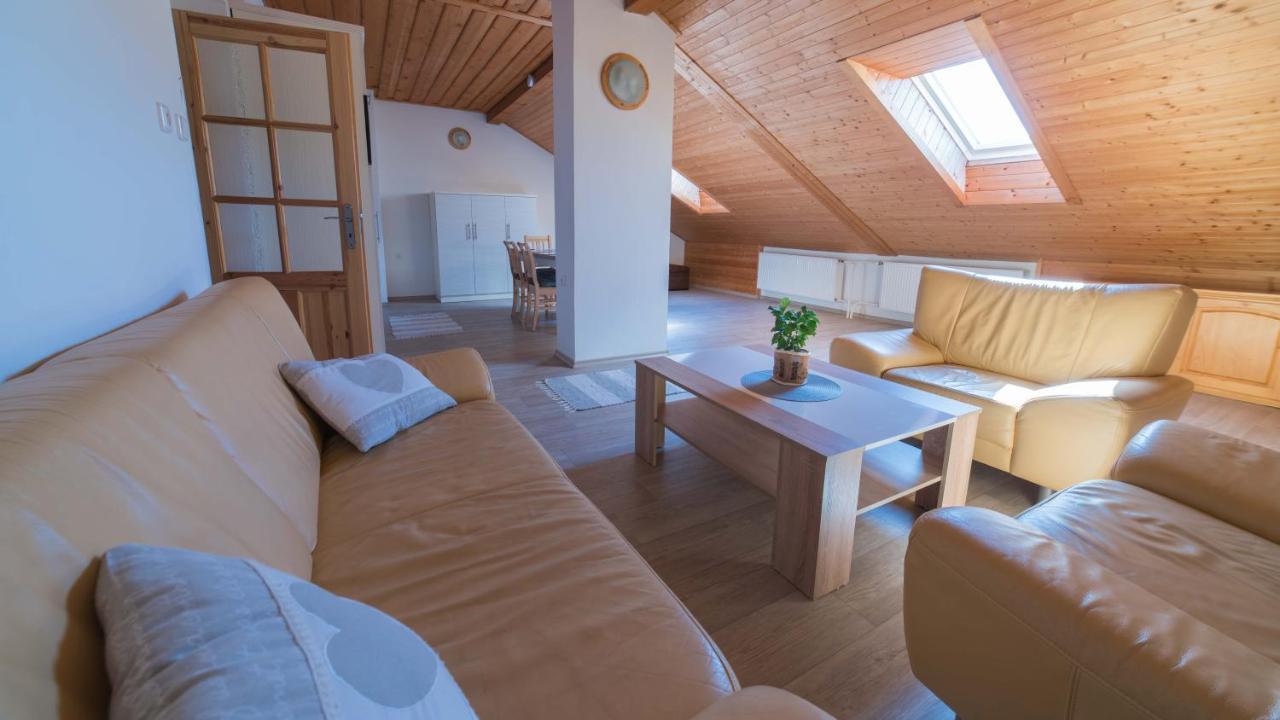 Apartmany U Sjezdovky Kvilda Bagian luar foto