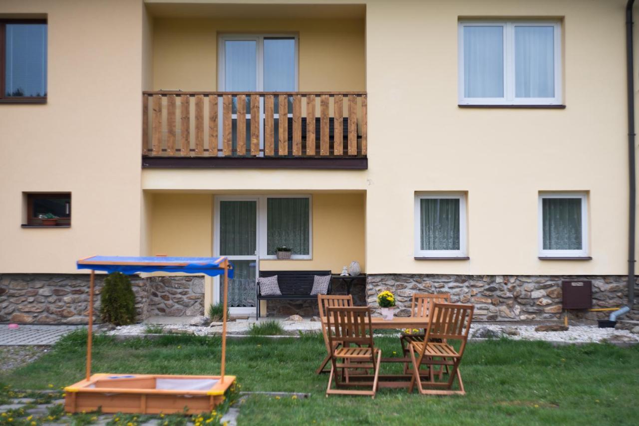 Apartmany U Sjezdovky Kvilda Bagian luar foto