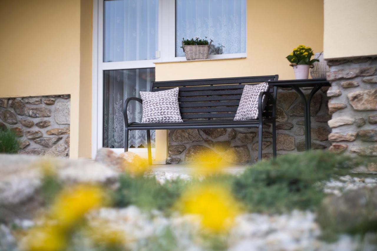 Apartmany U Sjezdovky Kvilda Bagian luar foto